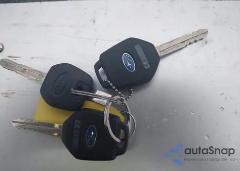 2019 Subaru Crosstrek 2.0I Premium из США, поврежденный, VIN JF2GTACC6KH243187